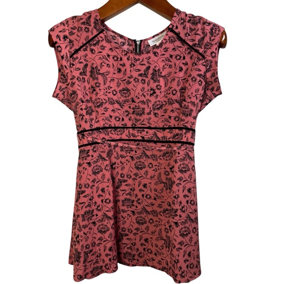 Motherhood Maternity Pink Black Printed Boho Top size small NWT - Picture 1 of 6